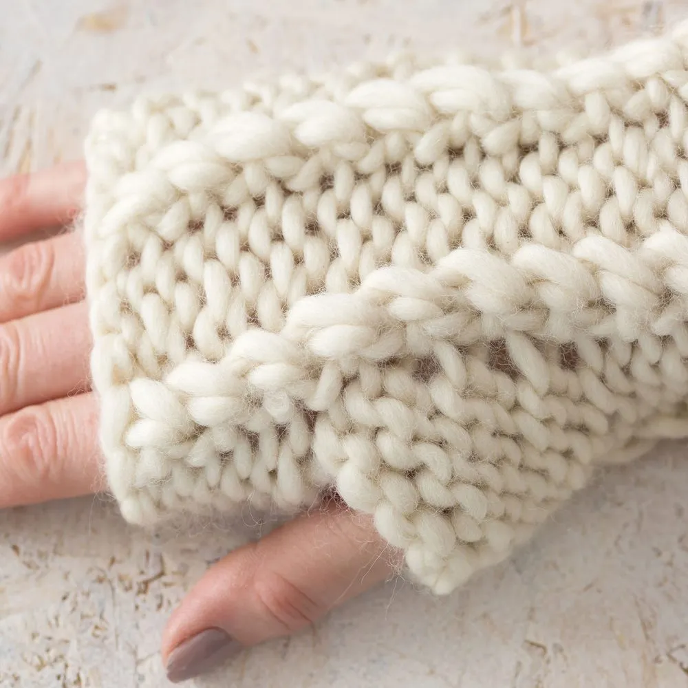 Cable Hat and Mitts Knitting Kit