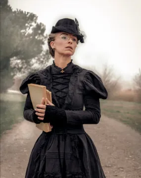 Elizabeth 15 | Black Victorian Linen Dress