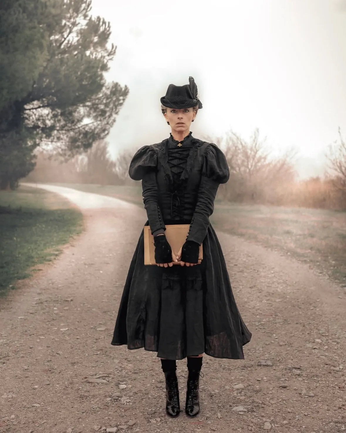 Elizabeth 15 | Black Victorian Linen Dress