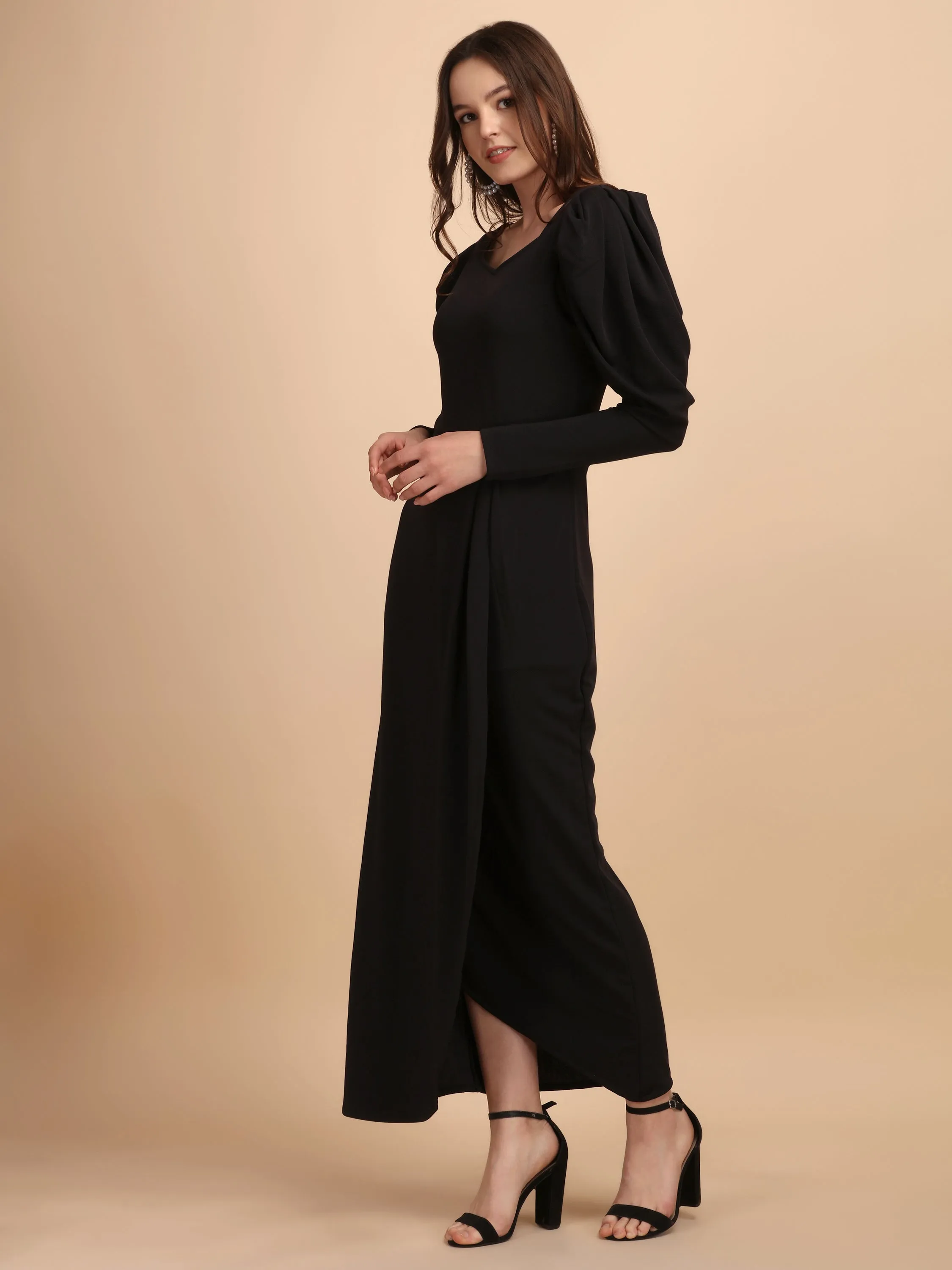 Solid Maxi Dress with Sweetheart Neck