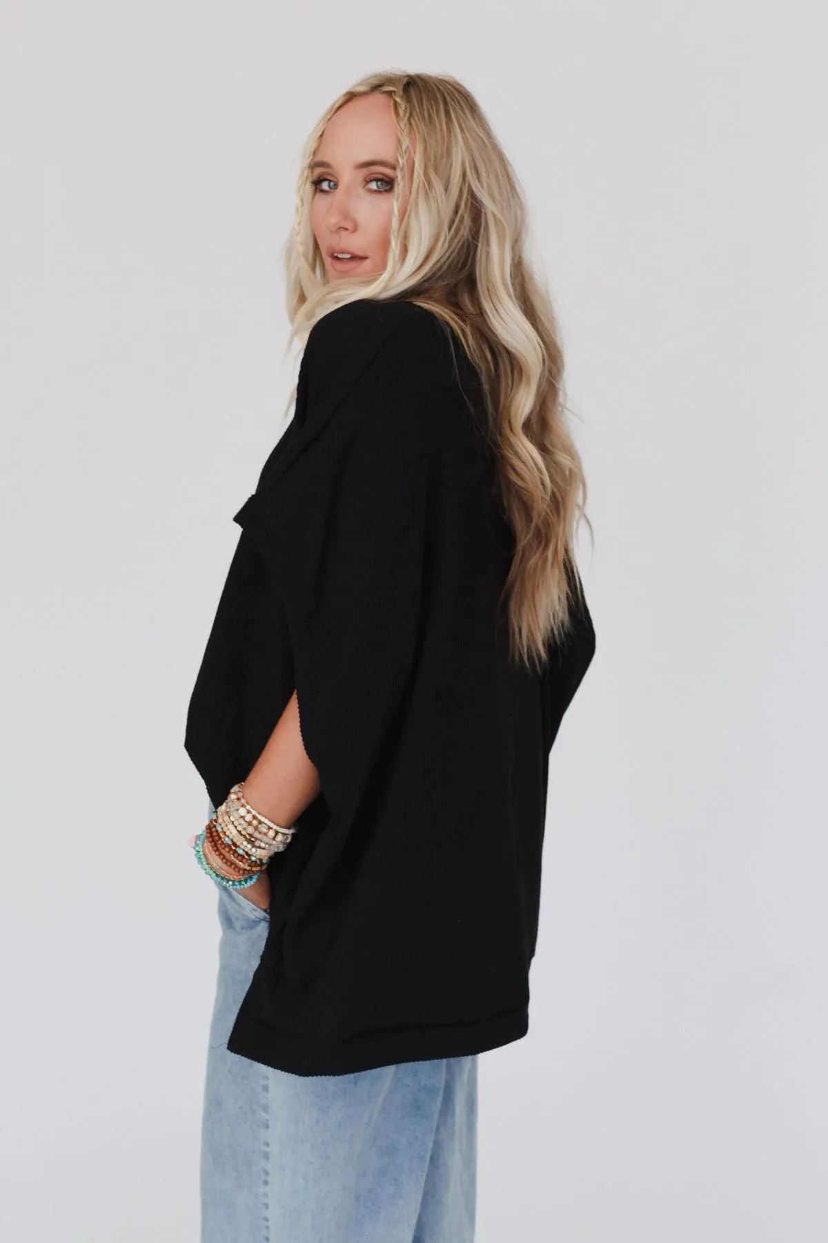 The Nest Moon Glow Texture Knit Top - Black