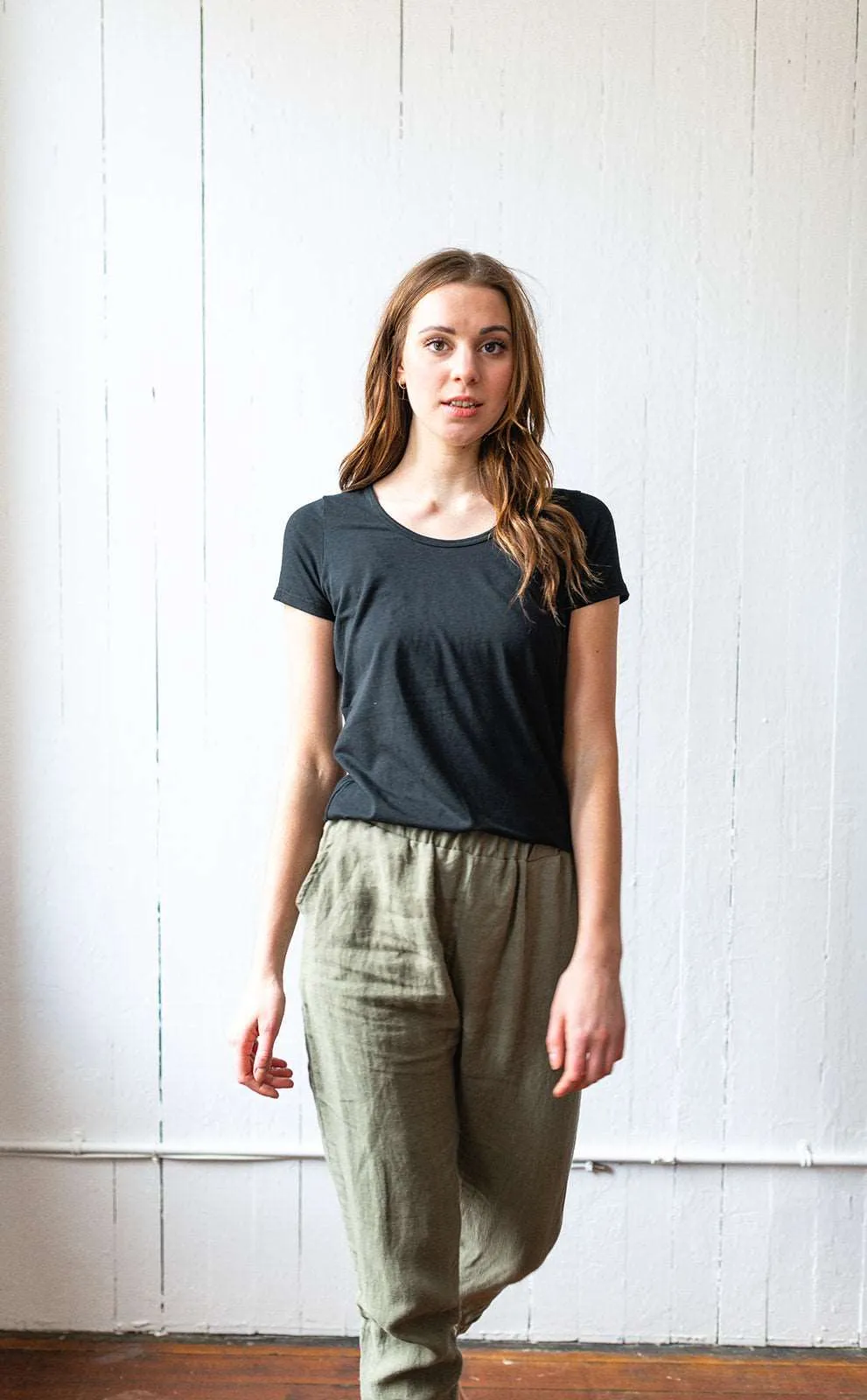 The Scoop Neck Perfect Tee in Black
